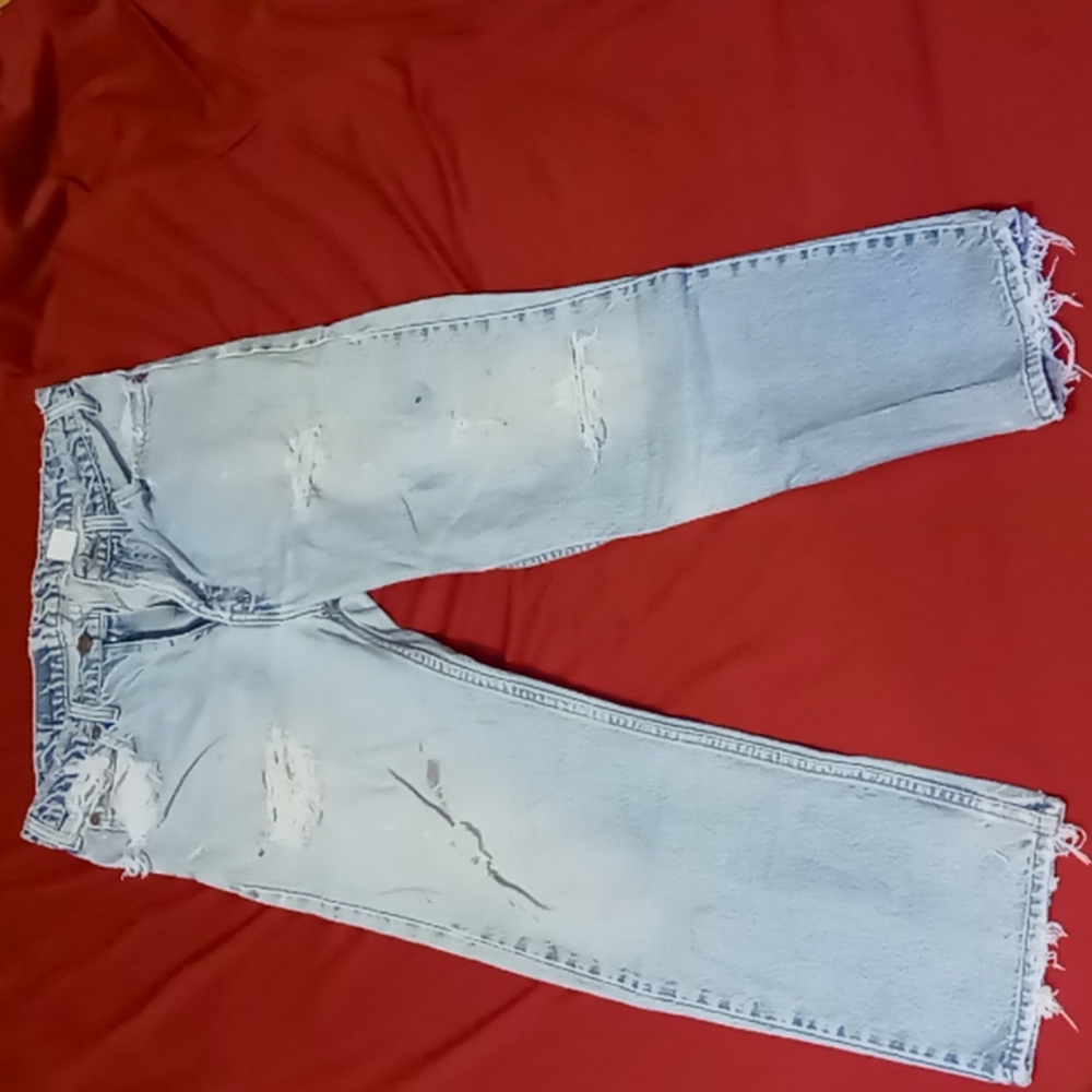 Distressed levis 505 33 x 32